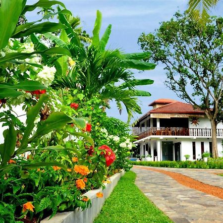 Rockery Villa Ayurveda Bentota Exterior photo