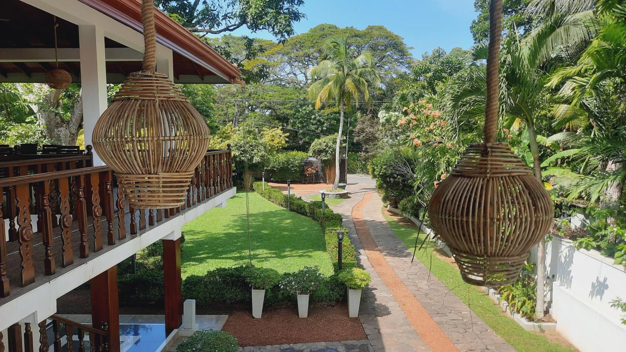 Rockery Villa Ayurveda Bentota Exterior photo